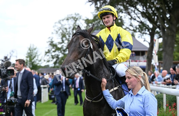 220825-124 Lifeplan - Race 3 3.00pm Al Basti Equiworld Dubai Gimcrack Stakes