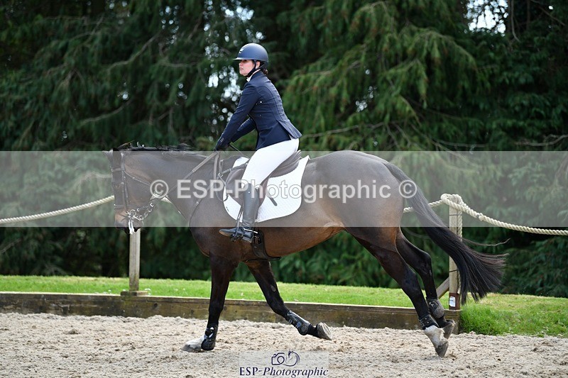 240324-123148-02578 - Cls 9 Snr 1.05m Open