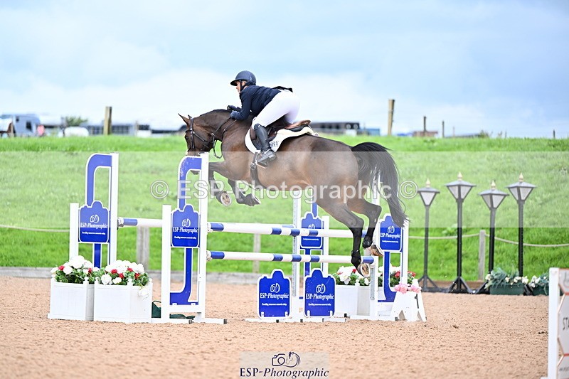 240726A-134752-01508 - Cls 3 Snr Foxhunter