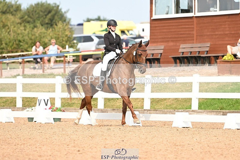 250816-152257-06162 - 121-Daisy.HedgesFelicia.v