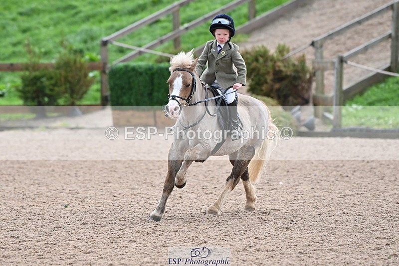 231029A-093652-02449 - 60cm Club and Schools