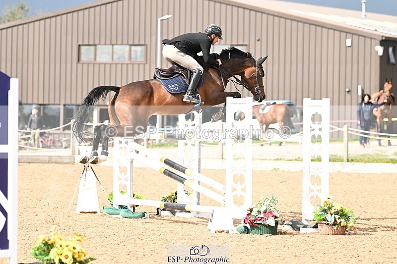 240912A-144843-02258 - Cls 5 National 1.30m Open