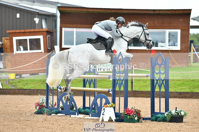 230723A-093611-10592 - Cls 4, 2 Star Small 1.30m