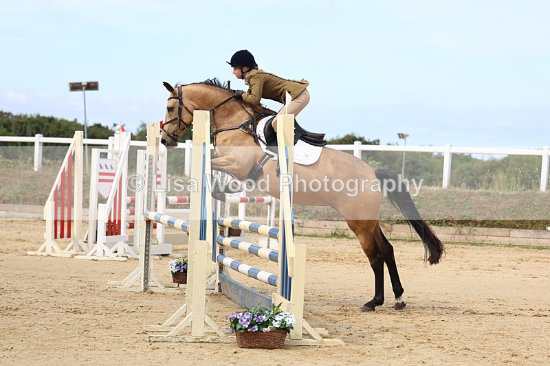 3E7A3404 - Class 4: Senior British Novice/90cm open
