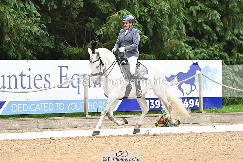 240811-114947-05271 - 116-Paula.Lee-Deseado.Santo