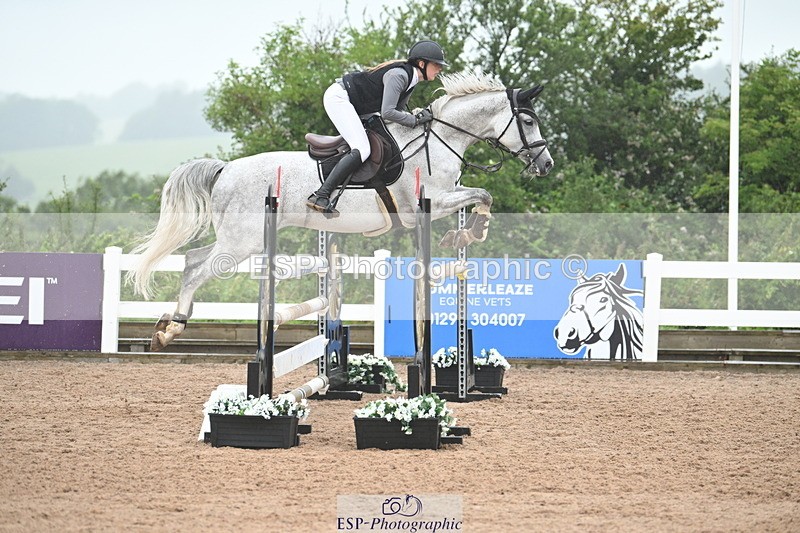 240720A-112539-14460 - Cls 11, 1 Star Bronze Tour 1.15m