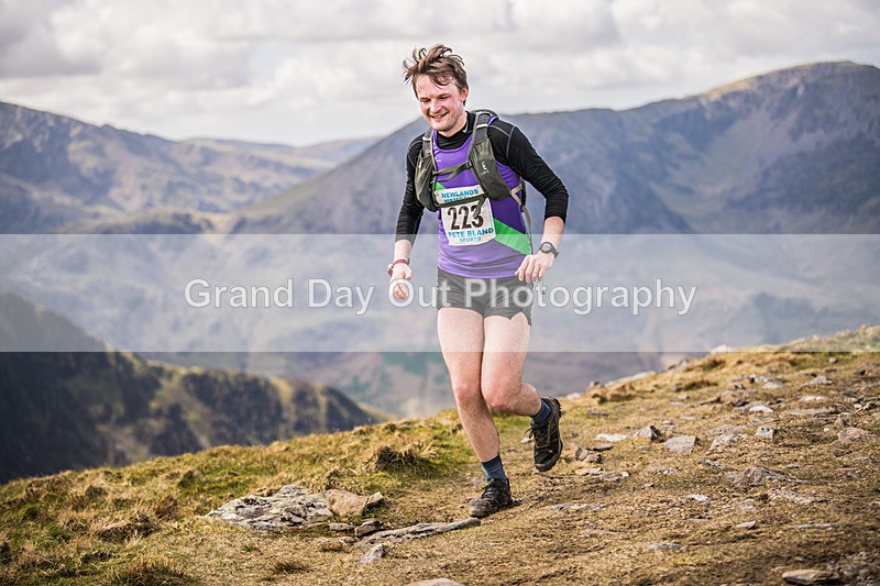 Newlands  TWA-860 - Newlands Memorial & Teenager With Altitude Fell Races Saturday 20th April 2024