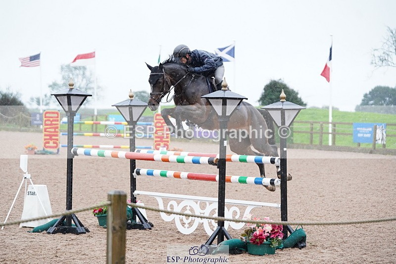 241006A-151128-08003 - Cls 22 Nat 1.30 & 1.40