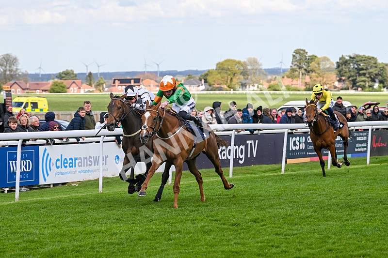 160425-Race 4-Wilhelmina-3080 - Race 4