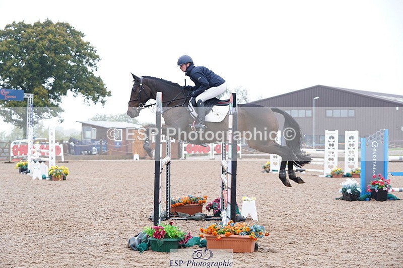 241006A-124032-06834 - Cls 20 Snr Newc & 1.10 Open