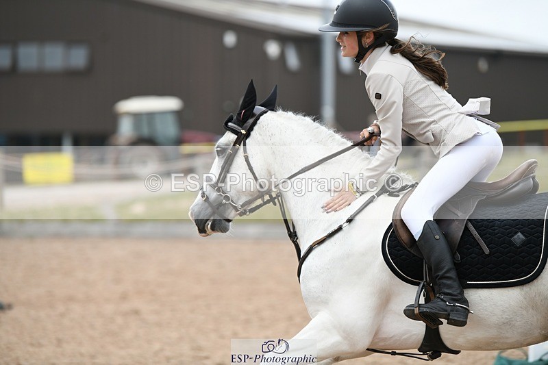 250807-134649-01339 - 90cm Round 2