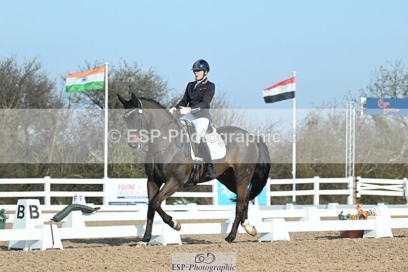 250403-082000-00316 - 018-Louise.Davison-Quamperfect