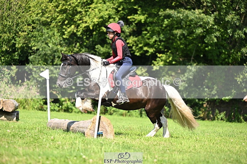 240729B-142758-02795 - Abbie's Group XC