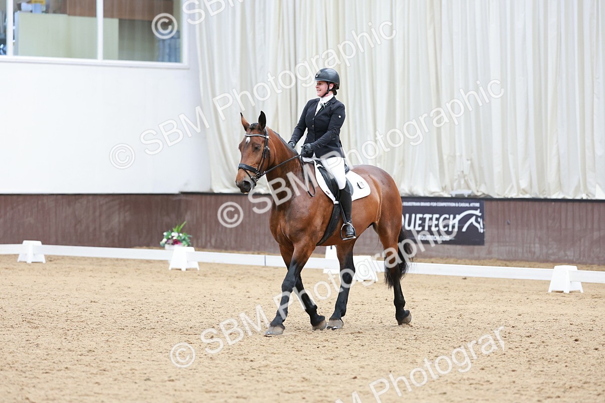 SBM_009946 - Class 6b - Novice 6 - 12.40-13.43