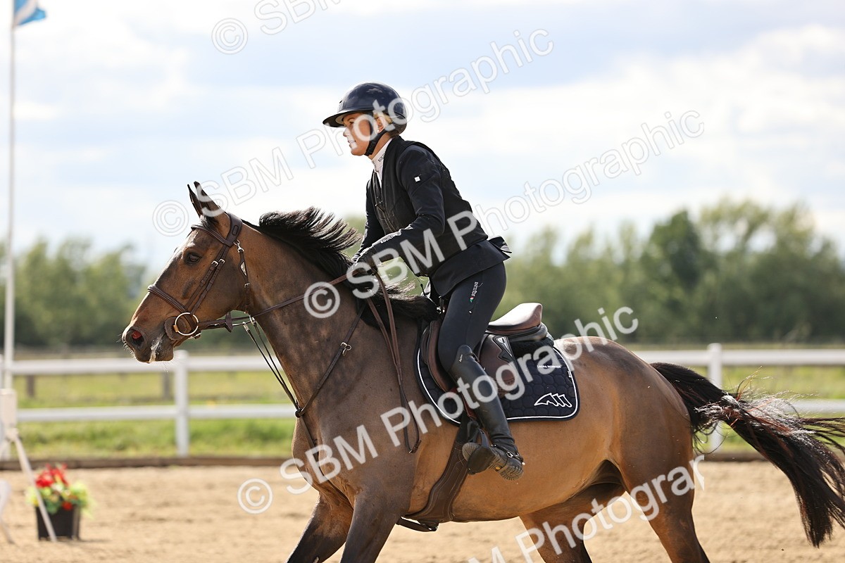 SBM_003862 - Class 13 - Senior Foxhunter - 1.20m