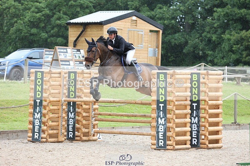 240615-131216-01571 - Cls 4 Snr Newcomers and 1.10m Open