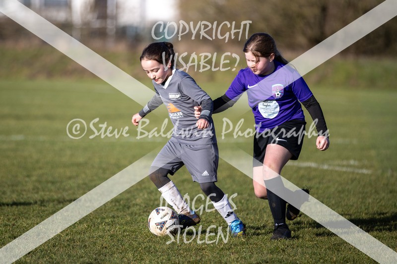 1DX31384 - 2026-01-17 FC Abbey Meads U9 Purple Girls V Develop FC U9 Girls