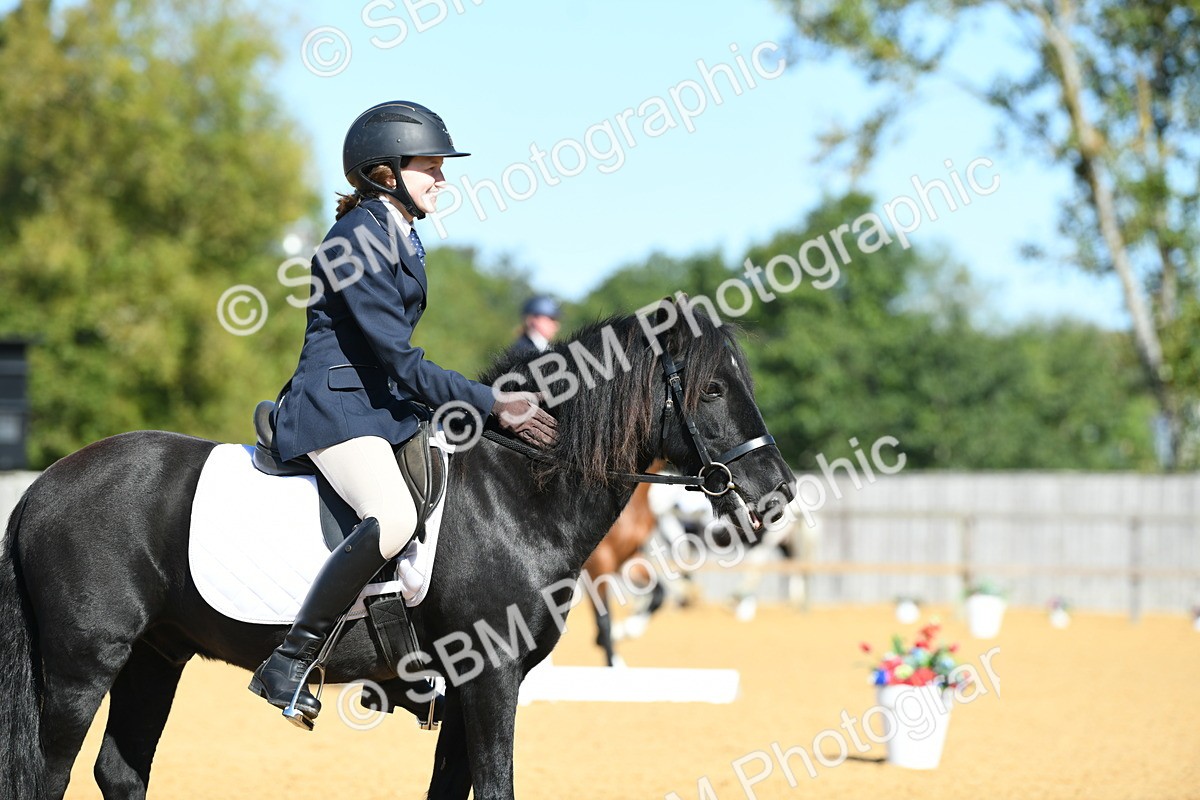 SBM_18202 - D4 - Small Tour Championship - Intro B