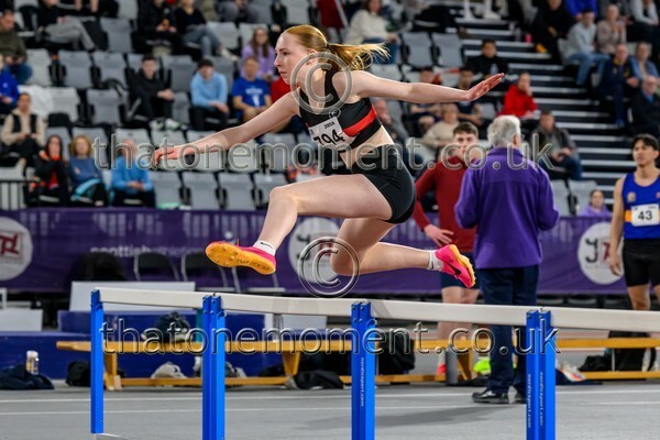 SeniorInd25-917137 - Track Female Set One