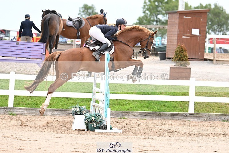 250727-083944-08563 - Cls 31 British Novice and 90cm