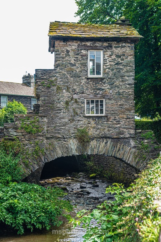 Ambleside's house on the bridge - Travel, city/land scapes