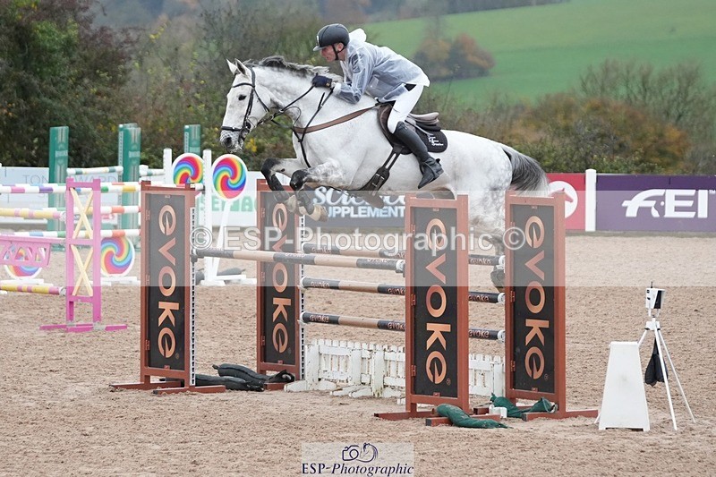 251107-145750-01462 - Cls 7 Blue Chip Grade B&C Qualifier