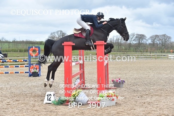 BPP_3907 - CLASS 4 Senior Newcomers/ 1.10m Open