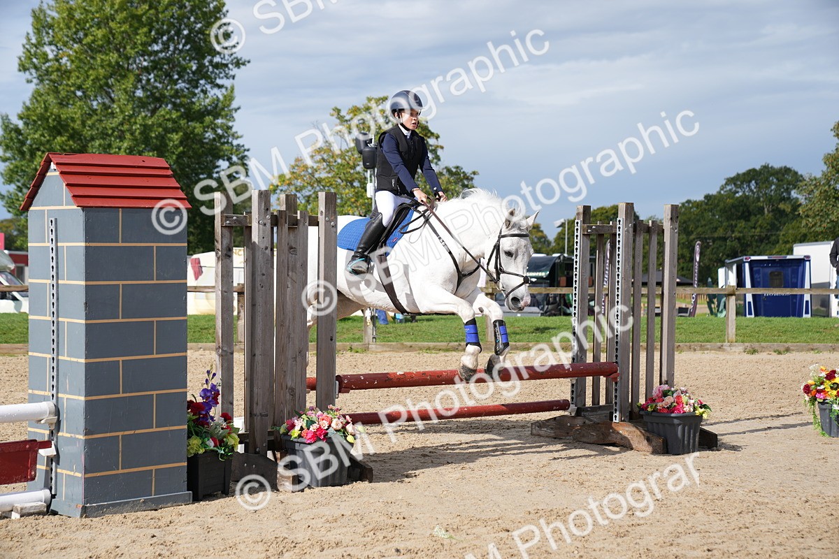 SBM_02402 - J55 - Clear Round 60cm