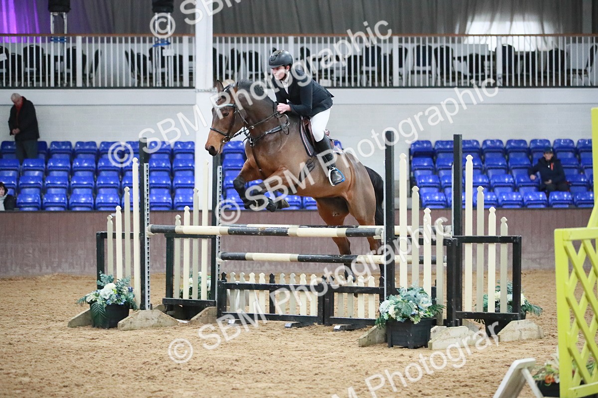 SBM_001186 - Class 4 - Senior Newcomers - 1.10m Open