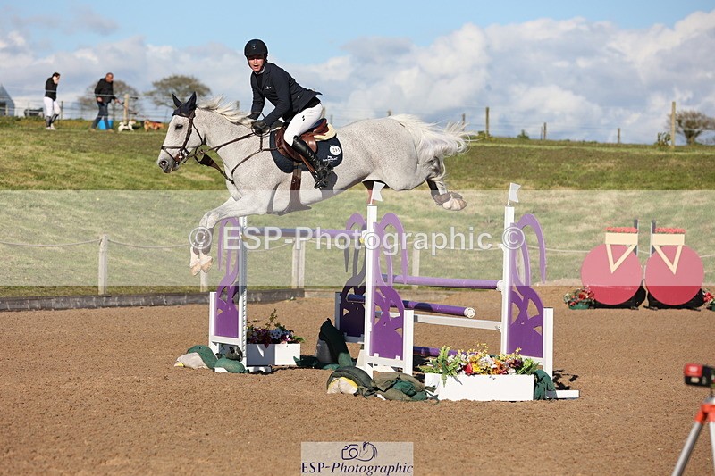 240419A-173807-09899 - Cls 10, 2 Star Big Tour 145cm  Break to End