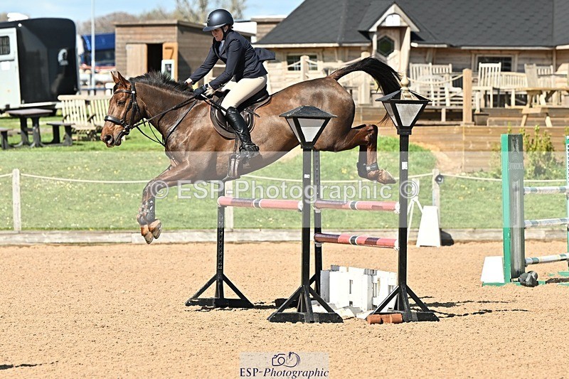 250416-153026-01769 - Cls 6 Foxhunter and 1.20m