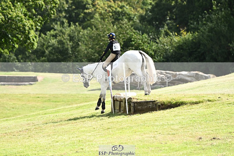 240825X-113313-32073 - 70cm XC 11.00 to 12.00