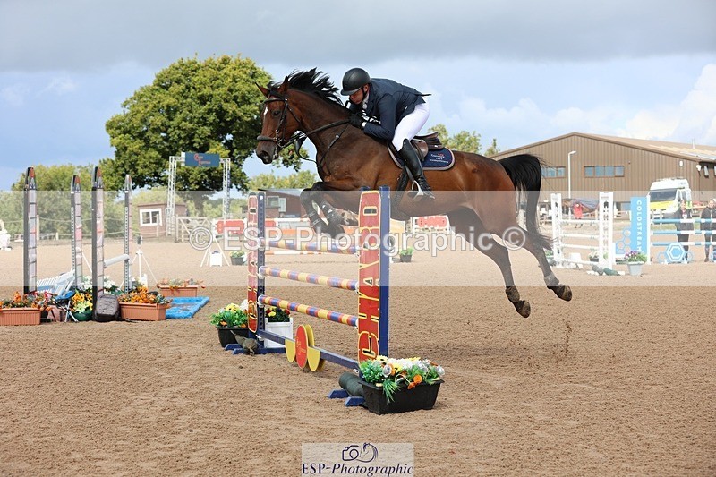 250911-121619-01394 - Cls 3 Snr Foxhunter