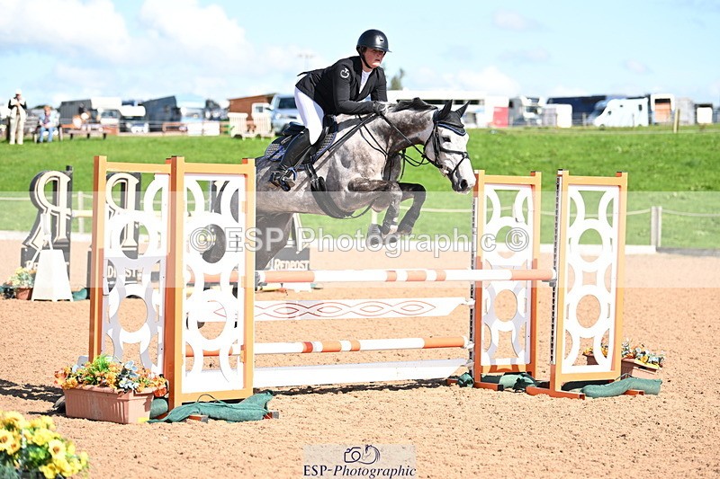 240913A-114218-03933 - Cls 14 Snr Newcomers