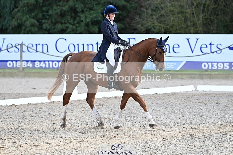 231019-160415-05230 - 066-FJK.OVER.AND.OUT-Alicia.Wilkinson-DR