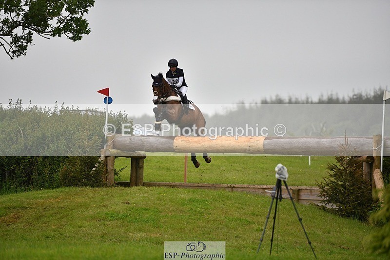 240526-134032-22607 - 520-LONDON_52-Laura_Collett