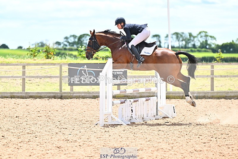 240608A-131244-02500 - Cls 4 Snr Newcomers and 1.10m Open