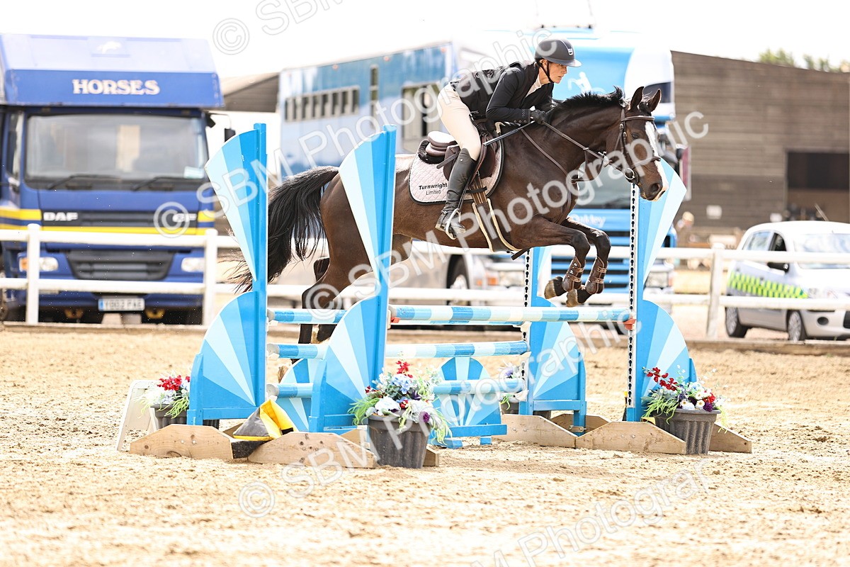 SBM_013127 - Class 13 - Senior British Novice - 90cm Open