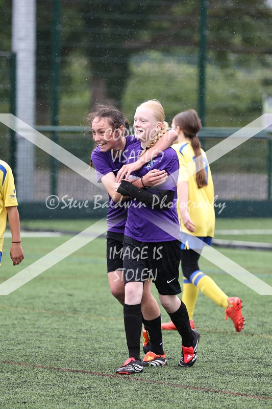 1DX32586 - Sat 6th U12 Girls