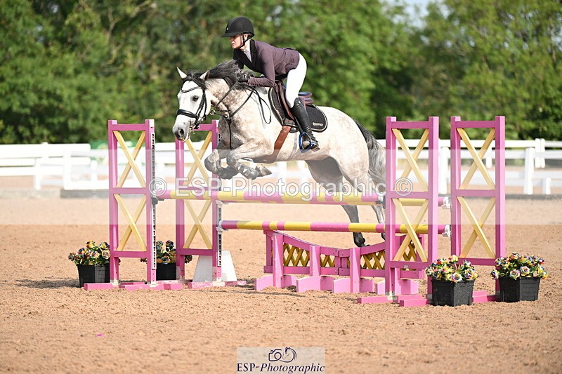 240802A-093158-03400 - Cls 21 A&B Brit Nov & 90cm Open