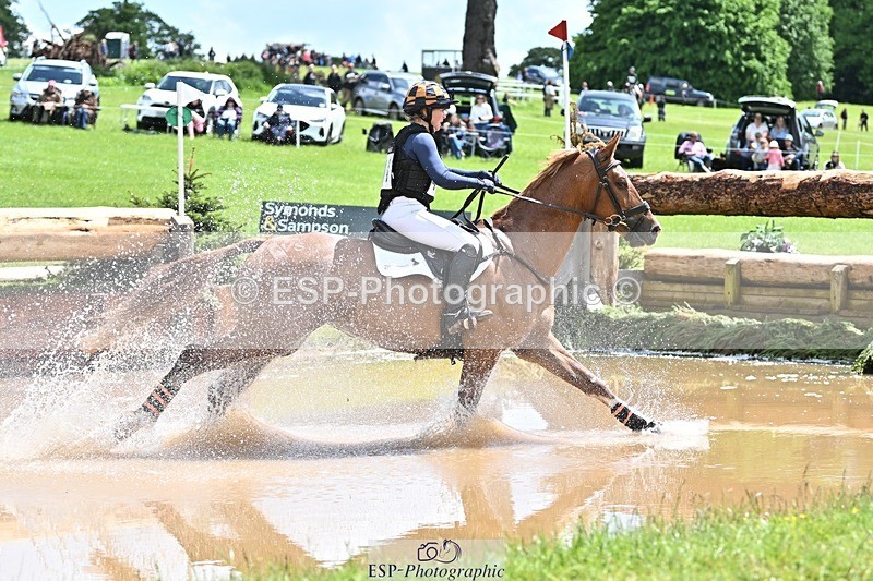 240526-122348-21972 - 411-NEFFECT_S-Kat_Raybould