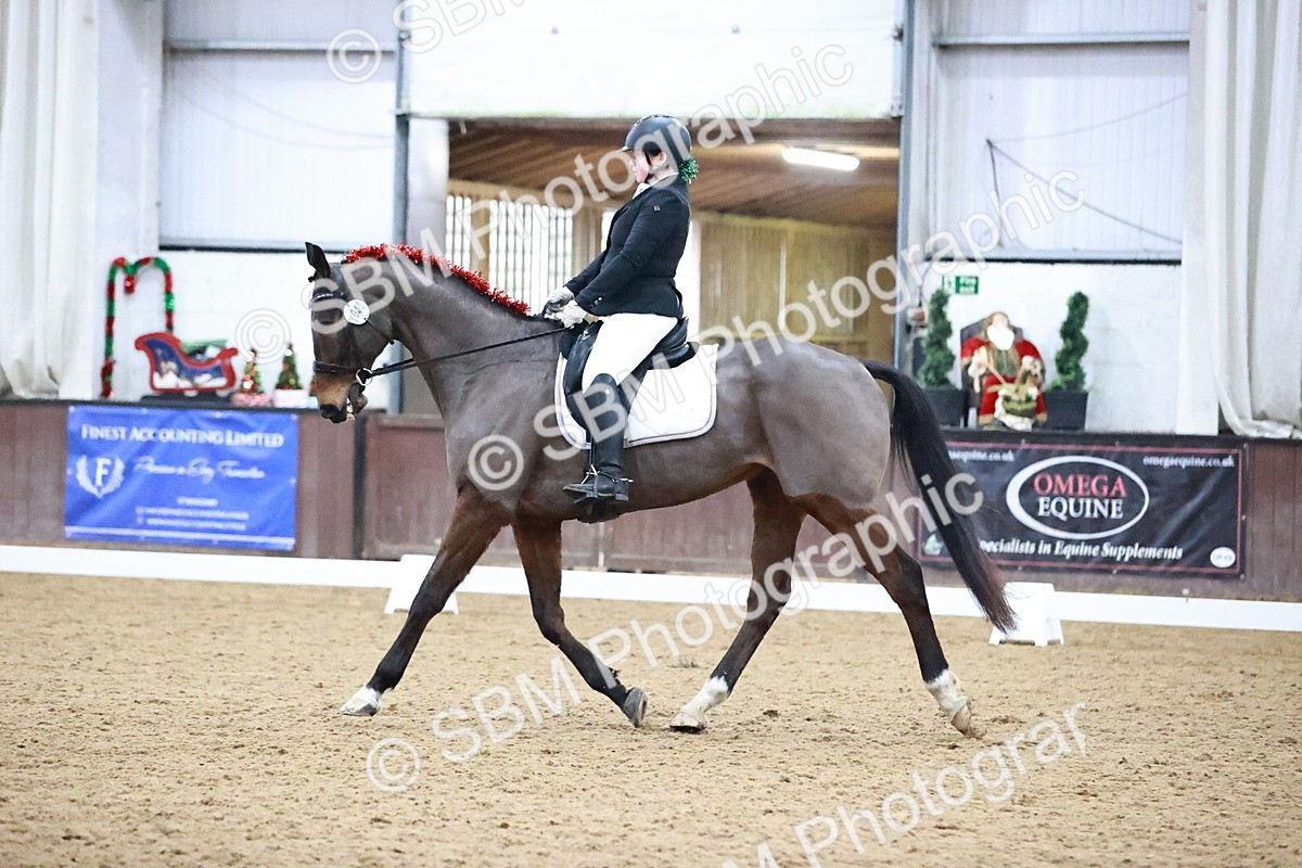SBM_001696 - Class 9 - Novice 4