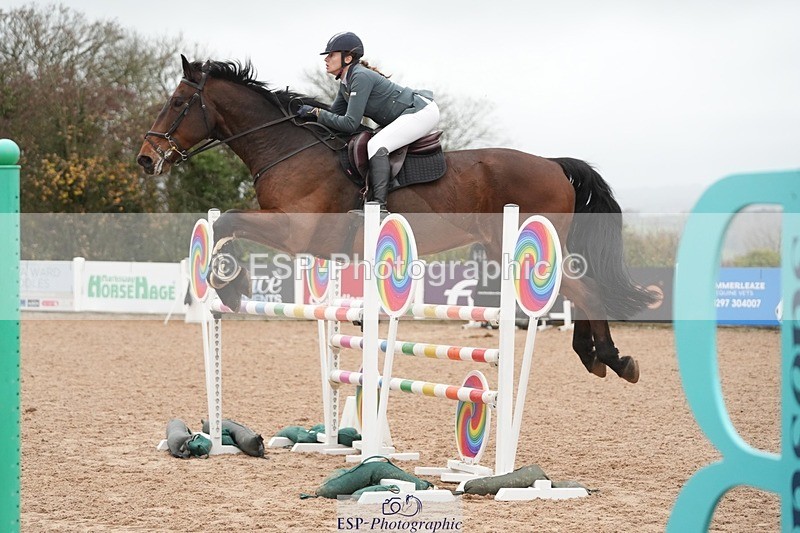 251109-112500-03550 - Cls 20 Newcomers and 1.10m Open