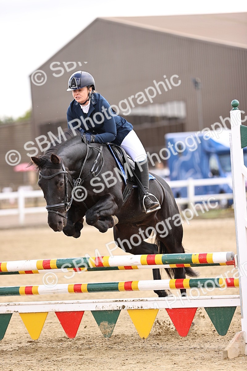 SBM_007919 - Class 3 - 90cm showjumping