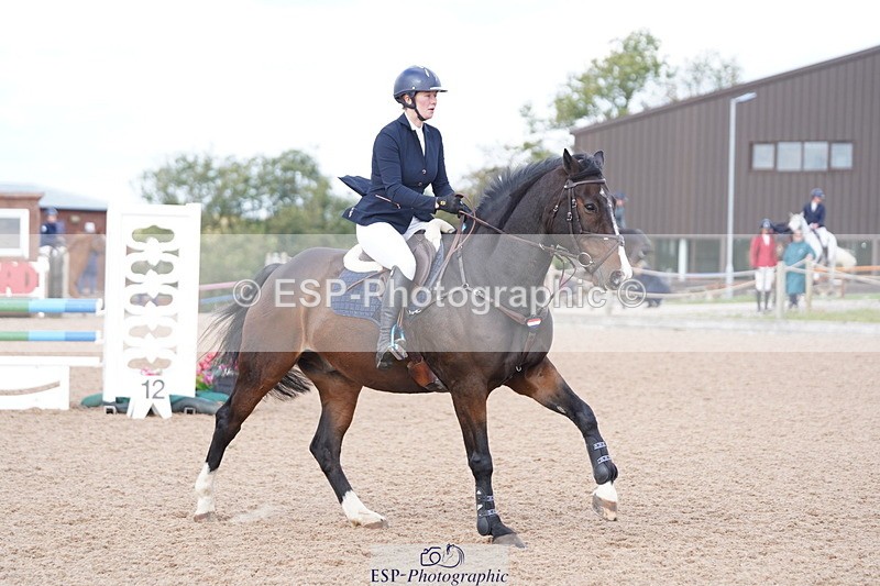 241005A-114950-04625 - SAT Cls 9 Snr Discovery &1m Open