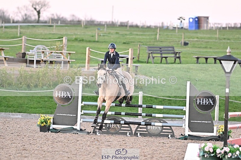 250401-194410-01116 - 100cm Cl;asses