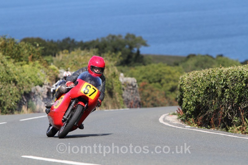 Robert Jones - Bennetts 500cc Classic TT
