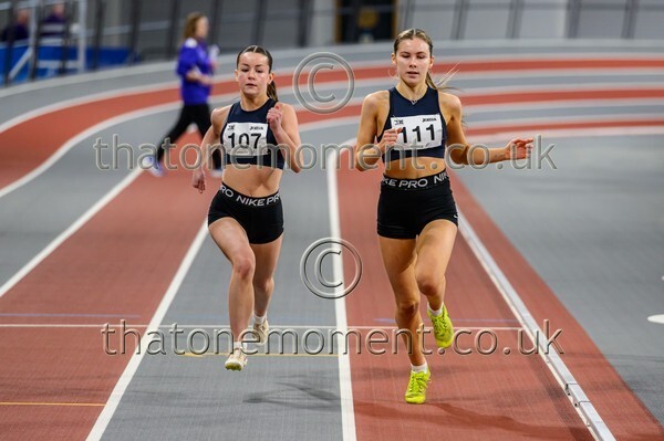 AgeInd25SUN-913484 - Track Female Set One