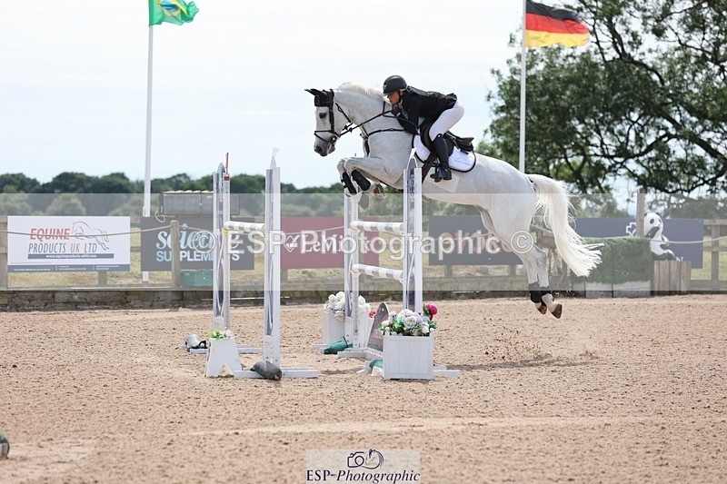 250719-145203-16331 - Cls 3, 3 Star Small Tour Break til End