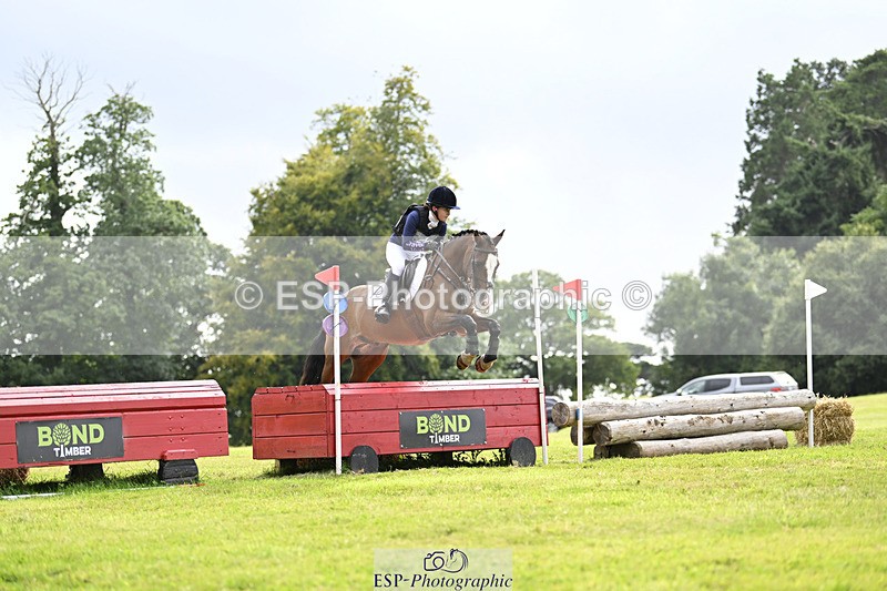 240825X-161720-36233 - 80cm XC 15.30 to 16.30